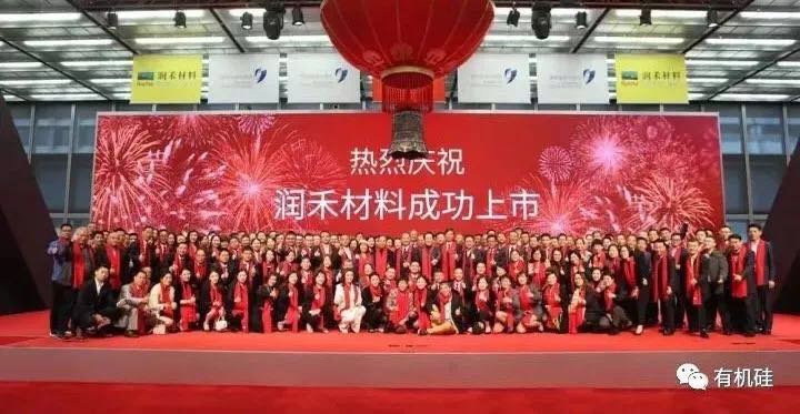 <a href='http://m.dztpw.cn/Helps/dgongshidiboguijiaozh.html' class='keys' title='點擊查看關于硅膠制品廠家的相關信息' target='_blank'>硅膠制品廠家</a>